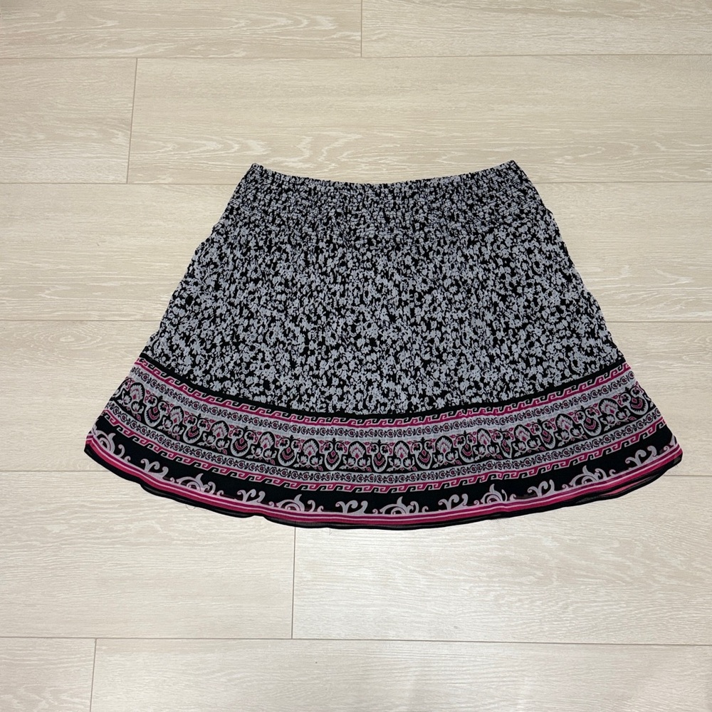 White House Black Market Black and White A-Line Skirt with Pink Accents